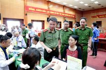 Công an tỉnh Phú Thọ tích cực, khẩn trương thu nhận mẫu ADN thân nhân liệt sĩ 