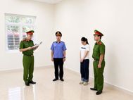 Khởi tố, bắt tạm giam đối tượng bán trang sức giả mạo các nhãn hiệu quốc tế