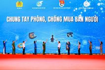 Deputy Minister Nguyen Van Long attends launch ceremony for joint action against human trafficking