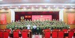 Bế mạc Khóa tập huấn võ thuật ứng dụng CAND dành cho lực lượng An ninh năm 2026