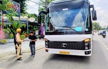 Bảo đảm trật tự, an toàn giao thông đối với hoạt động kinh doanh vận tải bằng xe ô tô