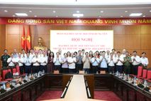 Bộ trưởng Lương Tam Quang tiếp xúc cử tri trước kỳ họp thứ hai, Quốc hội khóa XVI tại tỉnh Hưng Yên