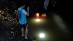 Lào Cai: Kịp thời cứu 02 cháu nhỏ mắc kẹt tại bãi bồi giữa dòng nước xiết