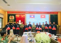 Trường Cao đẳng An ninh nhân dân I bế giảng khóa bồi dưỡng nghiệp vụ công tác Cảnh vệ cho cán bộ Bộ Công an Lào