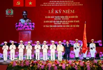 Tiếp tục lập nên nhiều chiến công, thành tích đặc biệt xuất sắc, tô thắm thêm Lá cờ truyền thống của Công an nhân dân Anh hùng