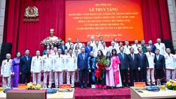 Truy tặng danh hiệu Anh hùng Lực lượng vũ trang nhân dân cho cố Bộ trưởng Bộ Nội vụ Bùi Thiện Ngộ