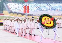 Đoàn đại biểu Đảng ủy Công an Trung ương, Bộ Công an vào Lăng viếng Chủ tịch Hồ Chí Minh nhân kỷ niệm 80 năm Quốc khánh 2/9