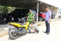Triệt phá đường dây trộm cắp và tiêu thụ xe máy, mô tô trộm cắp xuyên quốc gia