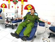 Quảng Ngãi: Cán bộ Công an xã vượt hơn 40km hiến máu cứu sản phụ qua cơn nguy kịch