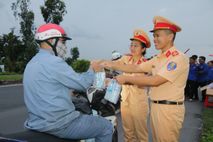 Đồng Tháp: “Trạm dừng chân nghĩa tình”, nơi kết nối và chia sẻ yêu thương