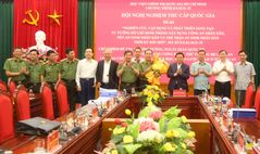 Nghiên cứu, vận dụng và phát triển sáng tạo tư tưởng Hồ Chí Minh trong xây dựng Công an nhân dân