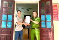 Sơn La: Công an xã hỗ trợ người dân trả lại 90 triệu đồng tiền chuyển nhầm qua tài khoản