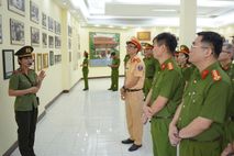 Công an tỉnh Cà Mau gương mẫu, đi đầu trong học tập và làm theo Bác