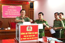 Công an tỉnh Cà Mau phát động ủng hộ Nhân dân bị thiệt hại do bão số 10