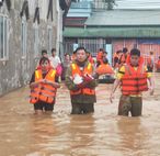 Công an tỉnh Cao Bằng tập trung lực lượng ứng phó bão số 11, hỗ trợ Nhân dân vùng ngập lụt