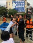 Tiểu đoàn Cảnh sát cơ động số 3 hỗ trợ Nhân dân vùng ngập lụt trên địa bàn tỉnh Thái Nguyên