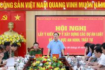Đại biểu Hà Tĩnh góp ý xây dựng các dự án luật về an ninh, trật tự