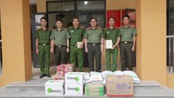 Cao Bằng: Động viên, trao quà hỗ trợ lực lượng Công an các xã bị ảnh hưởng do bão lũ gây ra
