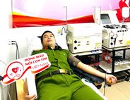 Công an tỉnh Quảng Ngãi tiên phong, tích cực tham gia phong trào hiến máu tình nguyện