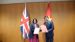 Minister Luong Tam Quang has talks with UK Home Secretary