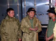 Bộ Công an ứng tiếp lương thực, thực phẩm hỗ trợ người dân mưa lũ - Hành trình nhân ái nơi tâm lũ lịch sử