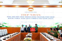 Bộ Công an hỗ trợ 05 tỷ đồng giúp đỡ nhân dân thành phố Huế khắc phục hậu quả thiên tai